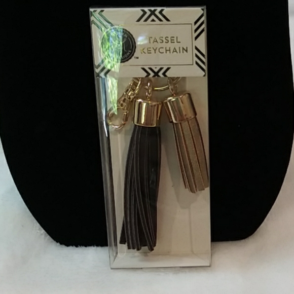 NWB Tassel Key chain faux leather, gold and brown - Picture 1 of 2